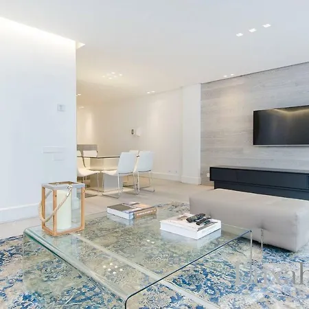 Luxahome Claudio Coello Ii