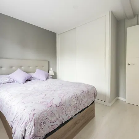 Ifema-airport Apartment *