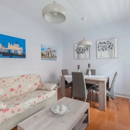 Apartment 21 Gumers *