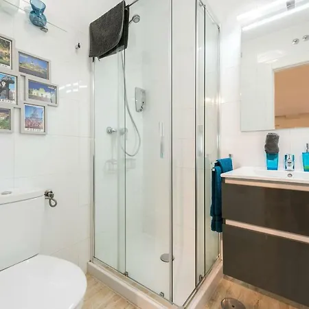 Apartamento ático En Calle Cabestreros - Lavapies/la Latina Madrid