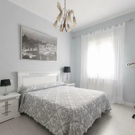 6 Mirasierras Apartamento Madrid