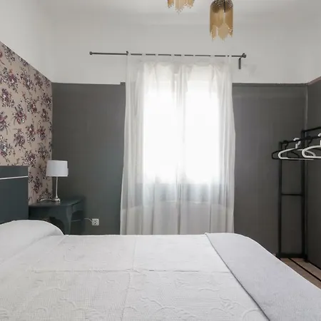 6 Mirasierras Apartment