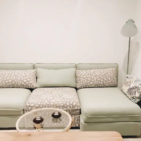 Recién Reformado En Avenida Reina Victoria Apartamento