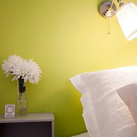 Apartment Chic Center 2 *