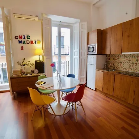 Chic Center 2 Apartment *