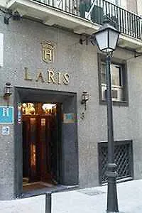Hotel Laris Madri