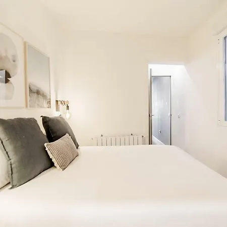 Apartamento Stylish Nest 1bd Plaza Mayor - Sol