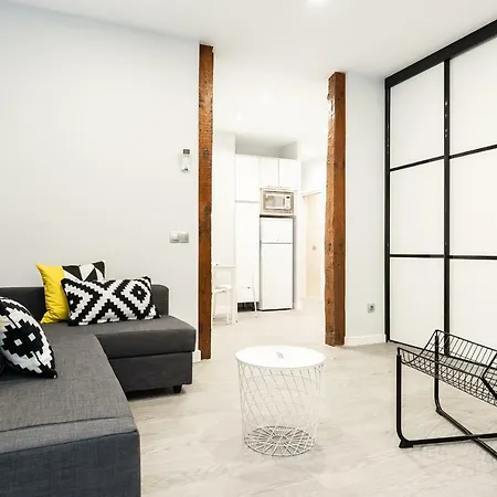 Bnbholder Black & Yellow Design Sol Apartment *