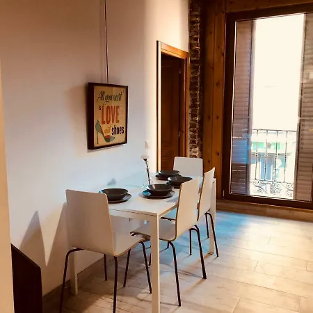 Gran Via De Temporada Apartment