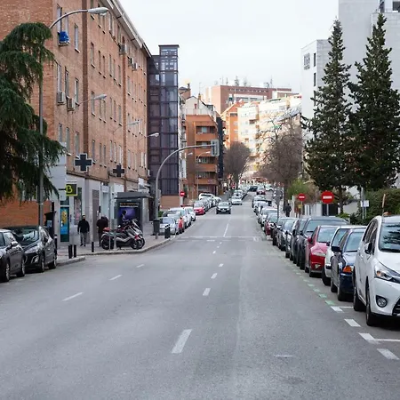 Duque Ventas Apartment *