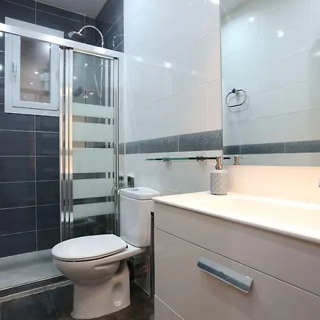 Atocha Art Apartment *