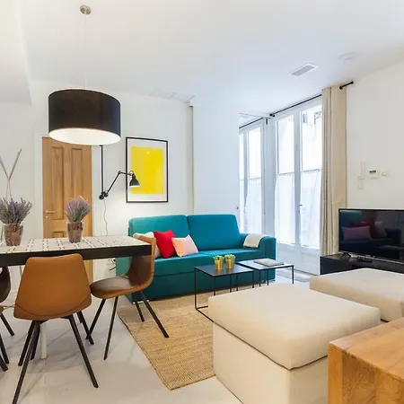 Friendly Patio Apartment *
