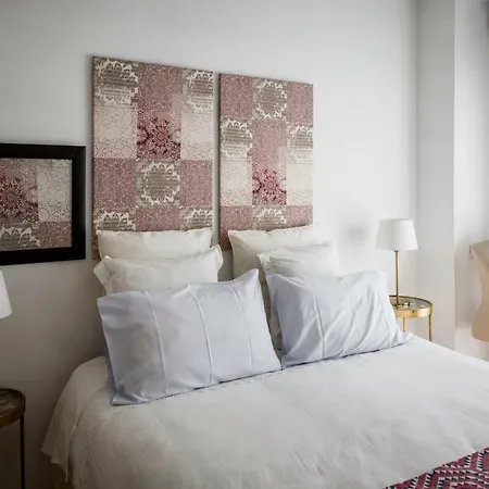 Figueroa Design Apartment