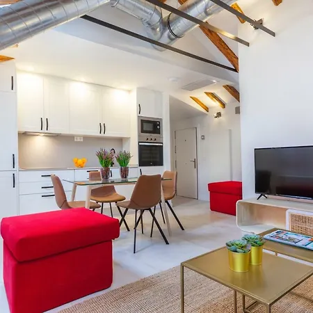 Apartment Friendly Patio Madrid