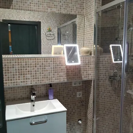 Apartment Deluxe Barajas