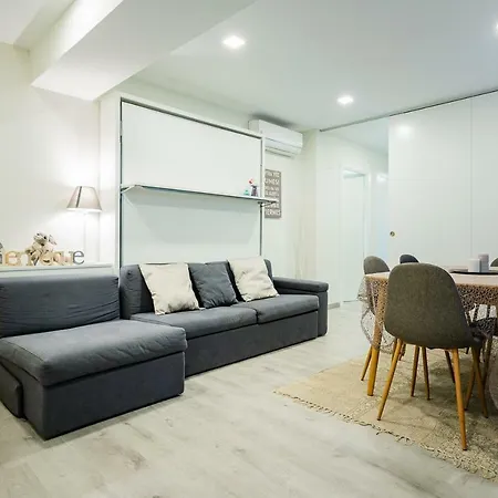 Exclusive Quietness In The Heart Of With Public Parking, Breakfast, 2 Bathrooms
