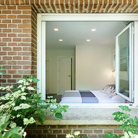 Exclusive Quietness In The Heart Of With Public Parking, Breakfast, 2 Bathrooms Мадрид