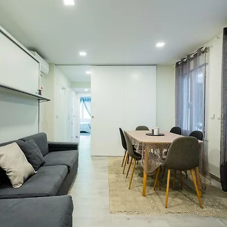 Exclusive Quietness In The Heart Of With Public Parking, Breakfast, 2 Bathrooms * Madrid