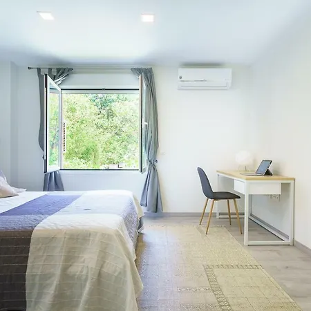 Exclusive Quietness In The Heart Of With Public Parking, Breakfast, 2 Bathrooms Madrid