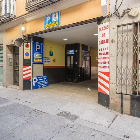 Apartment Cibeles, House