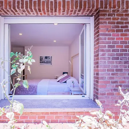 Exclusive Quietness In The Heart Of With Public Parking, Breakfast, 2 Bathrooms