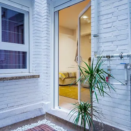 Apartment Exclusive Quietness In The Heart Of With Public Parking, Breakfast, 2 Bathrooms