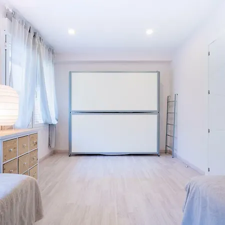 Exclusive Quietness In The Heart Of With Public Parking, Breakfast, 2 Bathrooms *