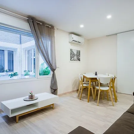 Exclusive Quietness In The Heart Of With Public Parking, Breakfast, 2 Bathrooms Madrid