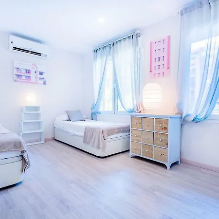 Апартаменты Exclusive Quietness In The Heart Of With Public Parking, Breakfast, 2 Bathrooms *