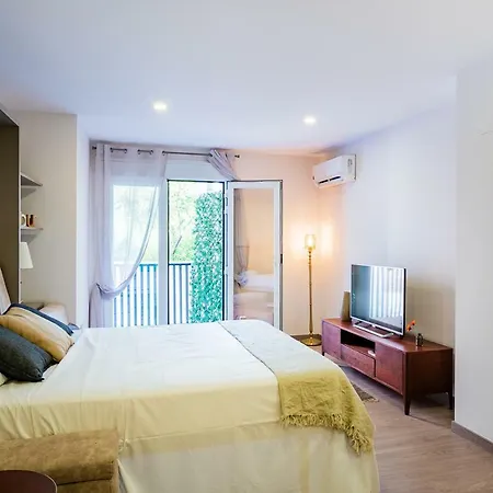 Exclusive Quietness In The Heart Of With Public Parking, Breakfast, 2 Bathrooms Apartment Madrid