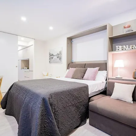 Exclusive Quietness In The Heart Of With Public Parking, Breakfast, 2 Bathrooms Apartment Madrid