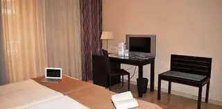 إيكس سويتس 33