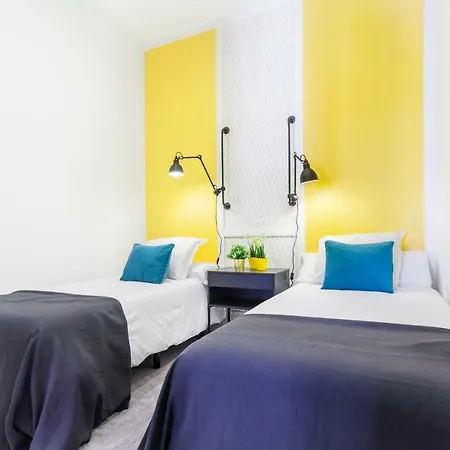Apartment Friendly Patio Madrid