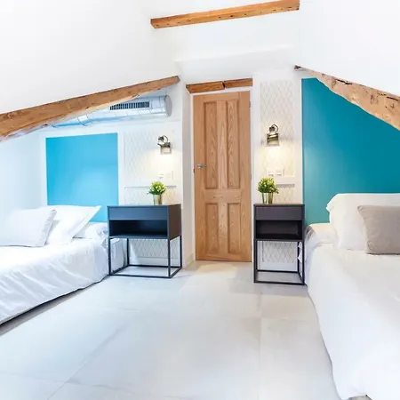 Friendly Patio Apartment Madrid