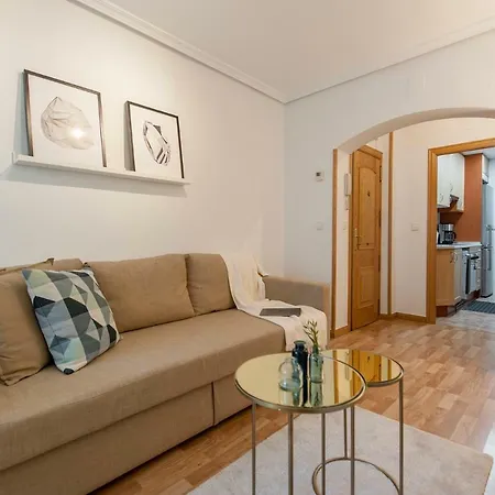 Ifema Deluxe - Aeropuerto I - Eleven Host Apartment