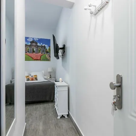 Apartment Alcala, House Madrid
