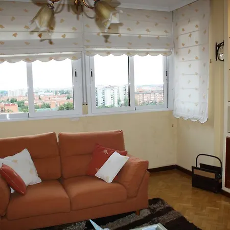 Apartment Ciudad De Los Angeles En Madrid