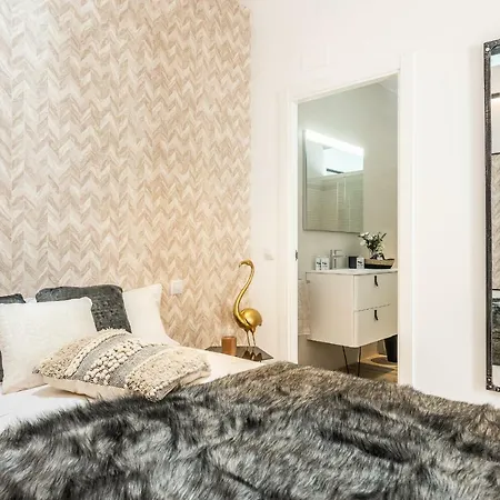 Apartment Waou Palace Es Mia - Corta Duracion Madrid