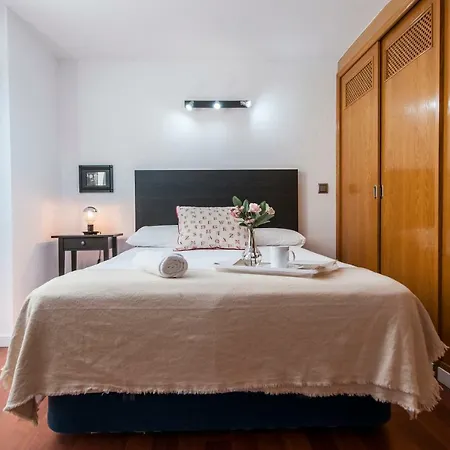 Super Duplex Ifema - Aeropuerto Apartment *