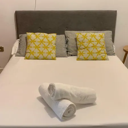 Santa Ana's Charming Flat Apartment Madrid
