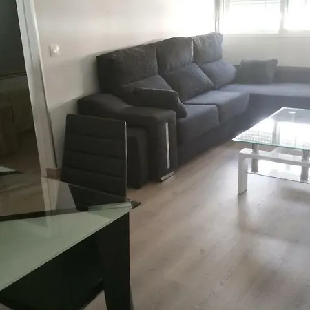 La Vaguada Apartment *