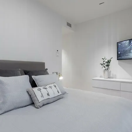 Ruben Dario By Flatsweethome * Madrid