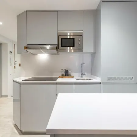 Sophisticated Brand New Flat Lägenhet