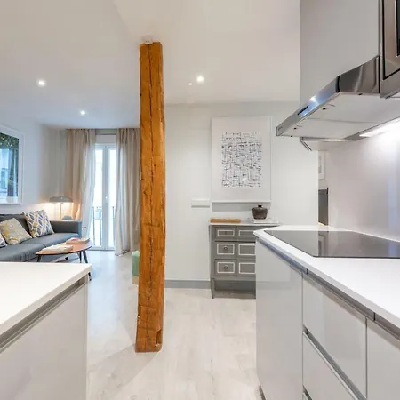 Sophisticated Brand New Flat Apartamento *