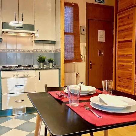 Apartamento Abel - Zona Tranquila Y Muy Bien Comunicado Madrid