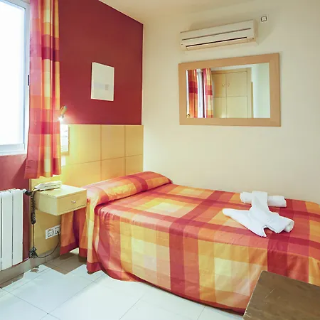 Inter Plaza Mayor Auto Check In Guest house