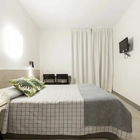 Hotel Castilla Ii Puerta Del Sol