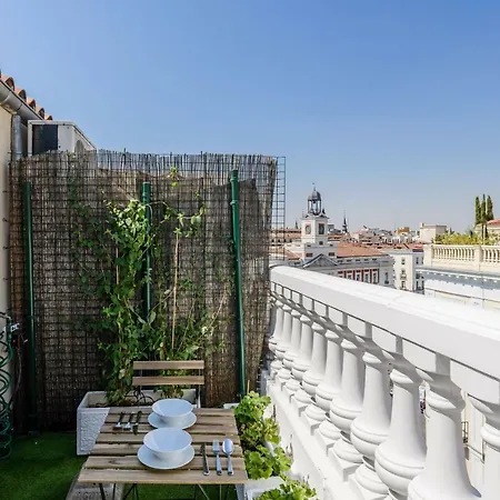 Charming Puerta Del Sol Terrace