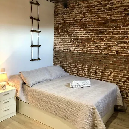 Gran Via De Temporada Apartment