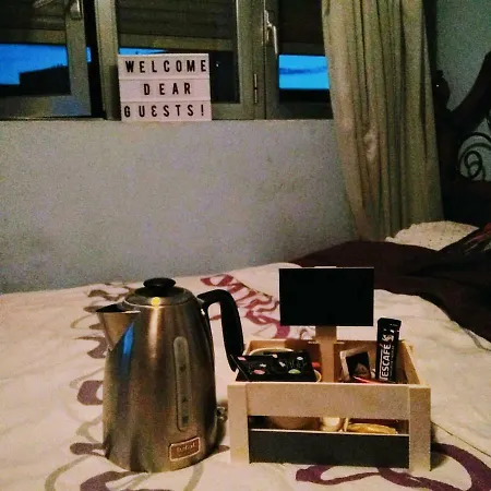Double In Plaza Eliptica Metro Station Homestay